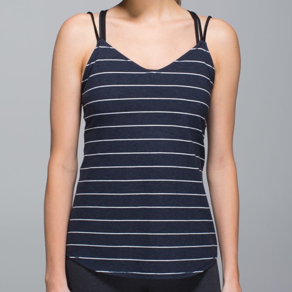 Lululemon Breezy Tank in Navy Blue & White Size 4